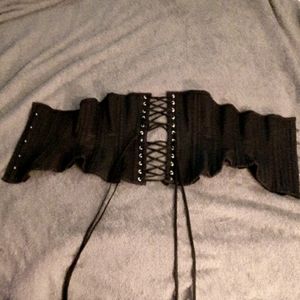 Size 28 under bust black corset